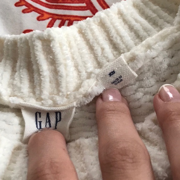 Sweater - Picture 3 of 5